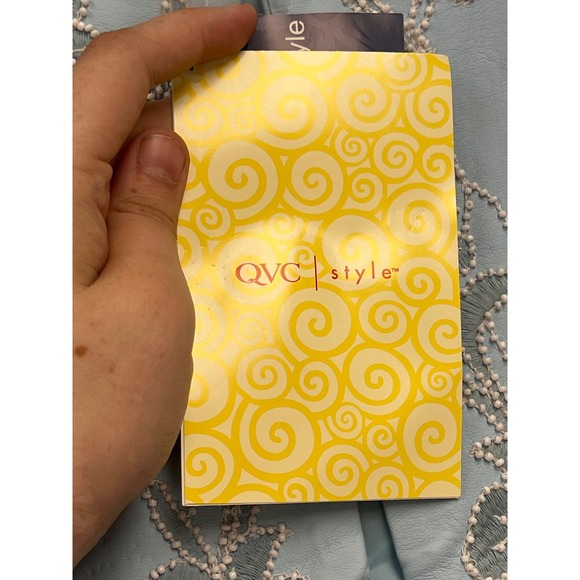 Susan Graver Faux Leather Jacket Womens 2X Blue Beaded Floral Embroidery New - Picture 11 of 12